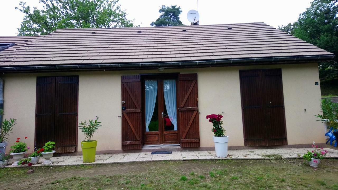 Maison Bord Du Lac Marcillac-la-Croisille Ngoại thất bức ảnh